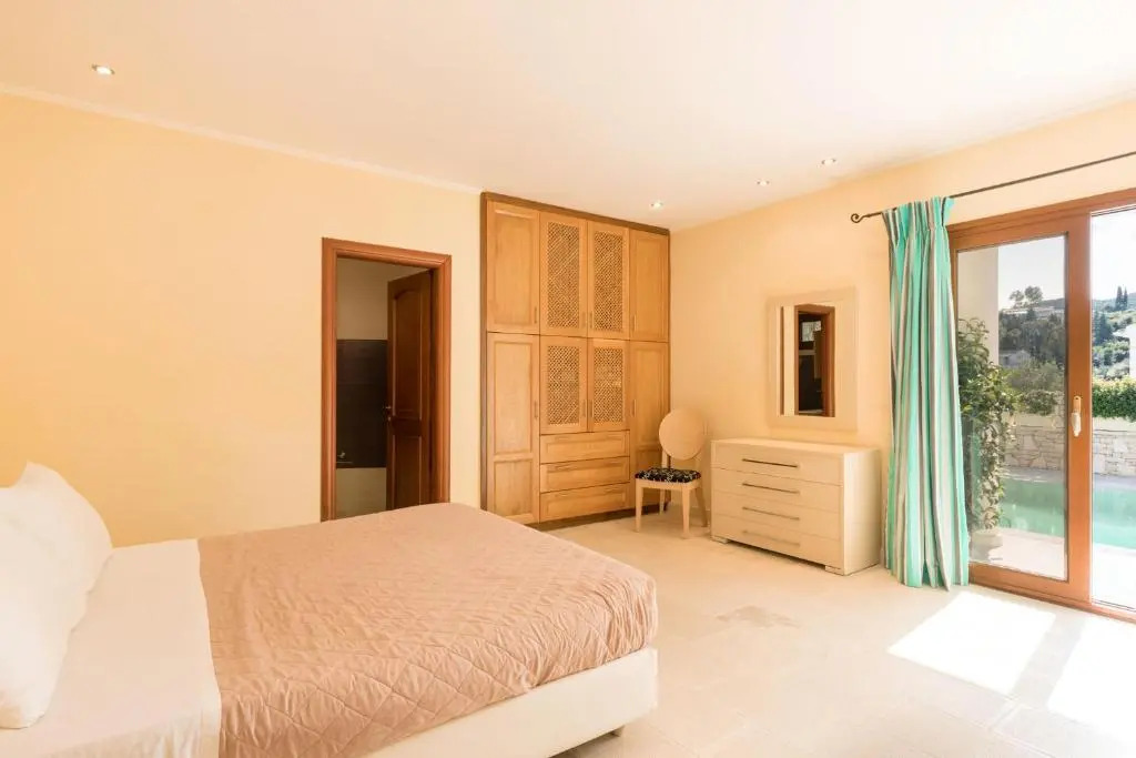 Kassiopi View Villas-Corfu-Villa Eleni,4 bedrooms,large private pool,prime location
