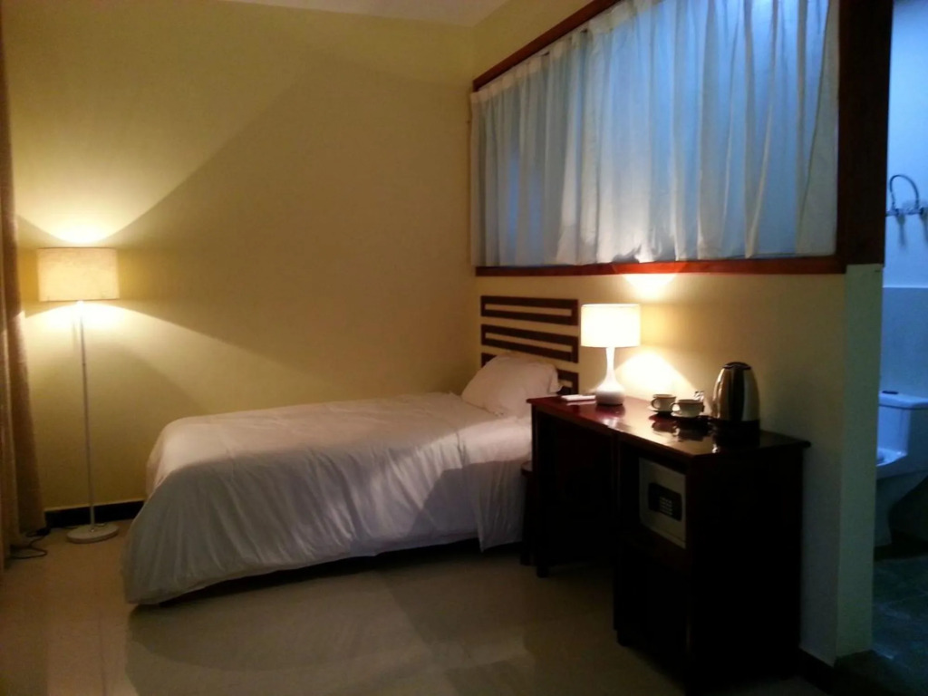 Yang Shuo Zen Valley Hotel