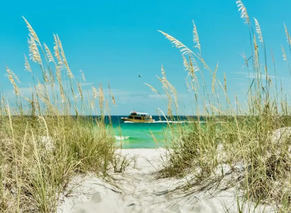 The White House of Holiday Isle 6 Bedroom Holiday Home by Five Star Properties
