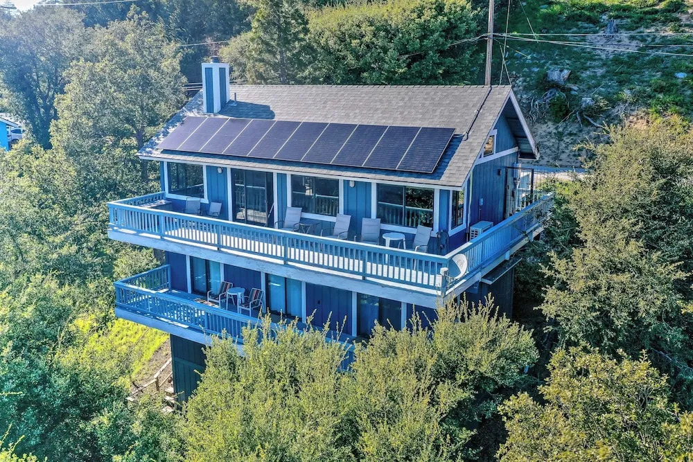 The Atomic Squirrel Lodge Lake Gregory Getaway!