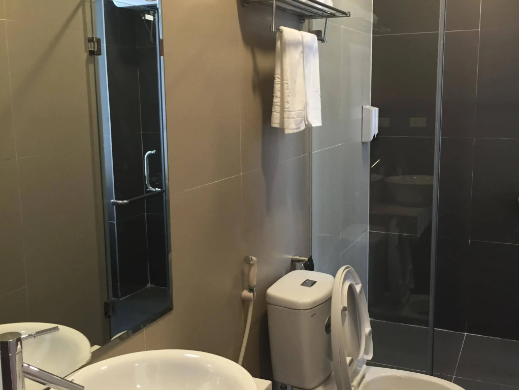 Tulip Hotel HN - by BAY LUXURY