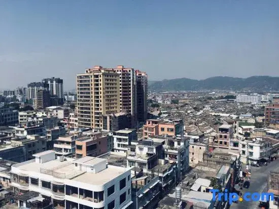 Puning Nanguo Fengqing Guest House