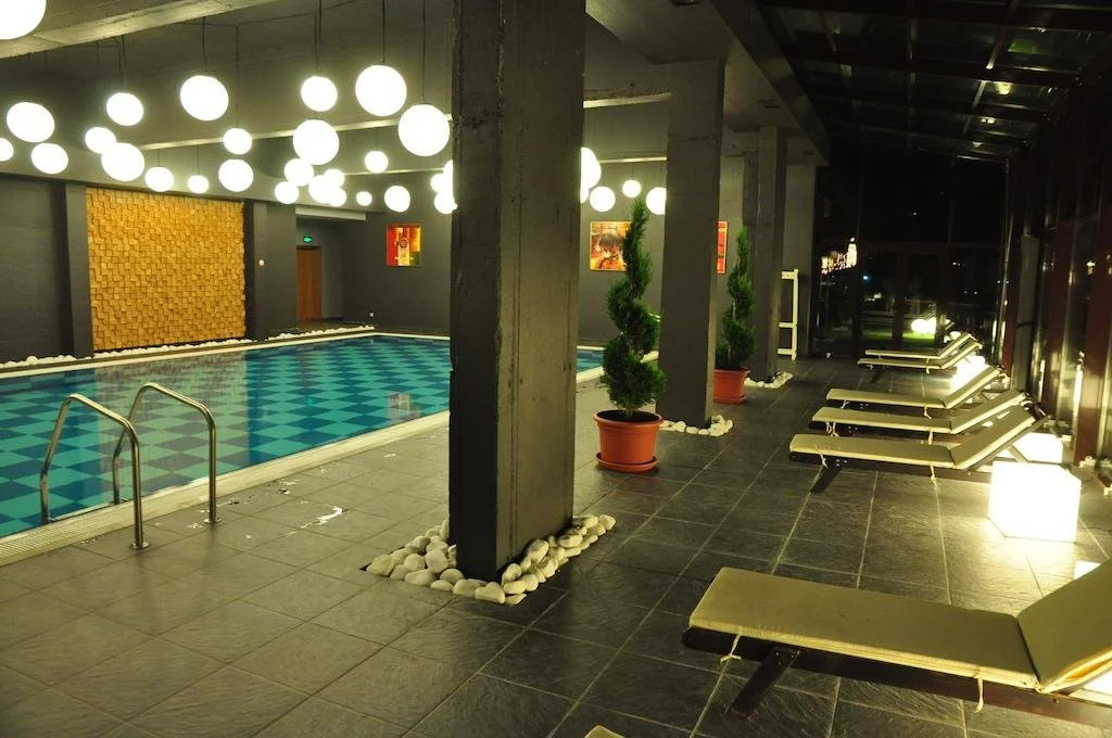 3 Mountains Hotel