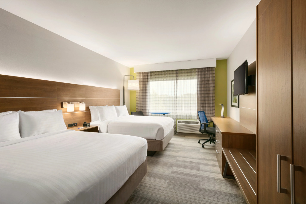 Holiday Inn Express & Suites Salisbury by IHG