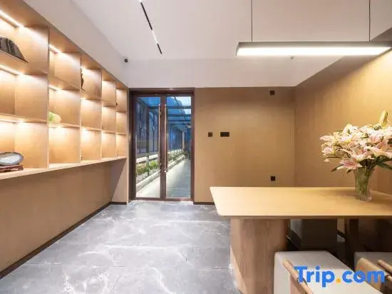 Tangfu Hotel (Yonghegong Branch, Nanluoguxiang, Beijing)
