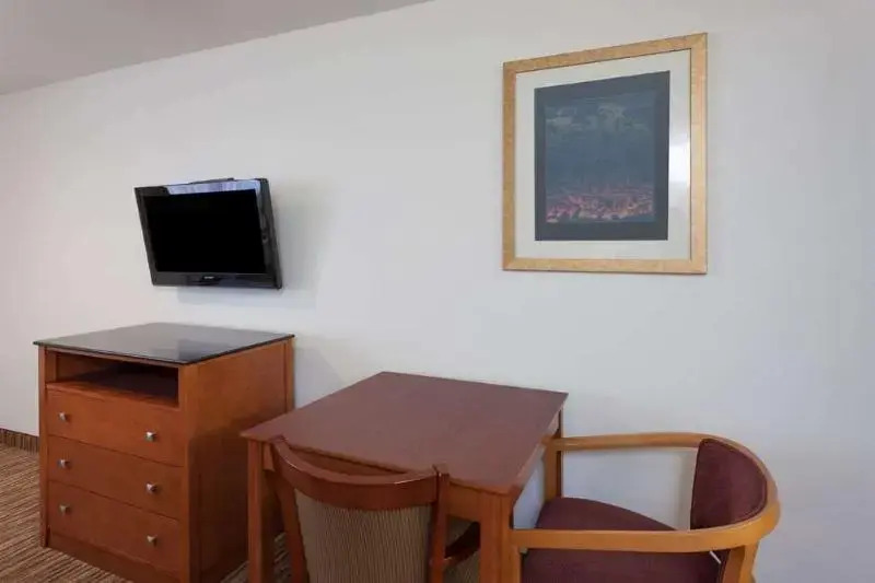 Best Western Inn Of Hemet