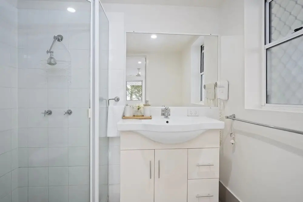 Diamond Beach Resort 2BR Bath