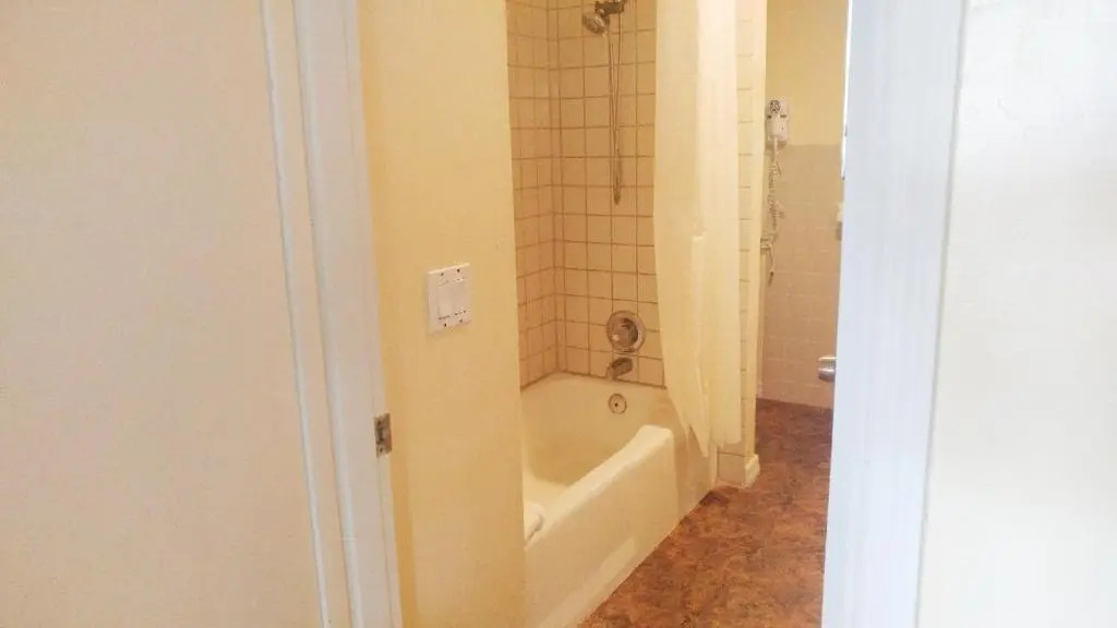 Hidden Harbor Suites