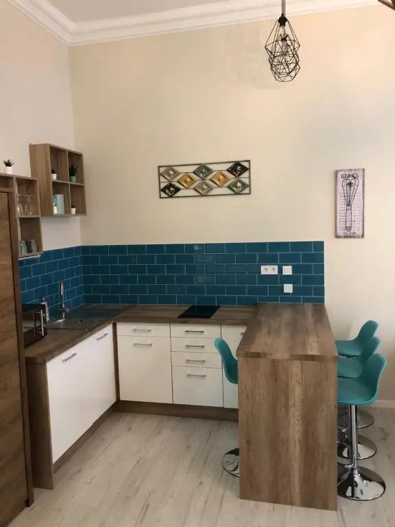 All In Apartman IV