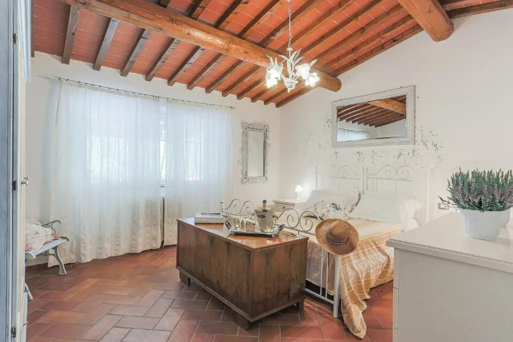 Villa Pongina with private pool