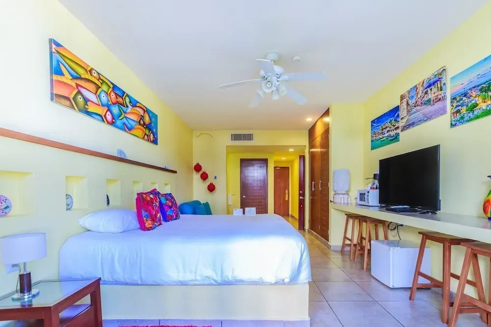 Ixchel 2BD suite by Skyrun