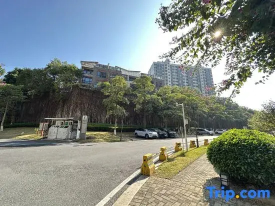 Guangzhou Xiaojun Wenquan Homestay (Mingyue Shanxi Avenue)