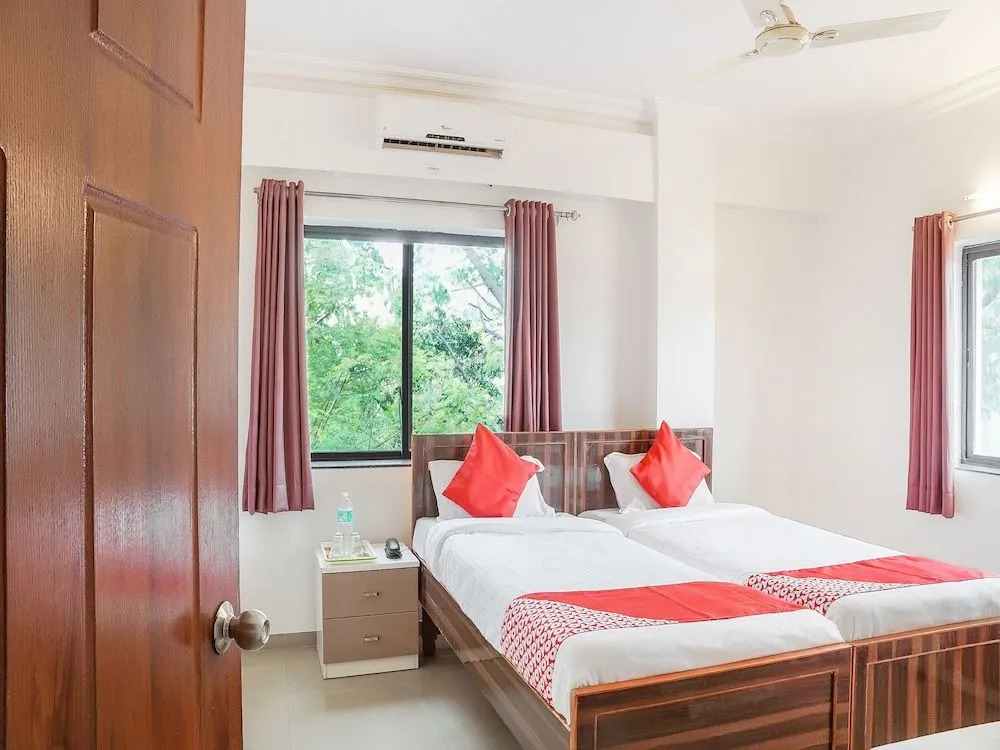 Capital O 15654 Hotel Gajanan Pride