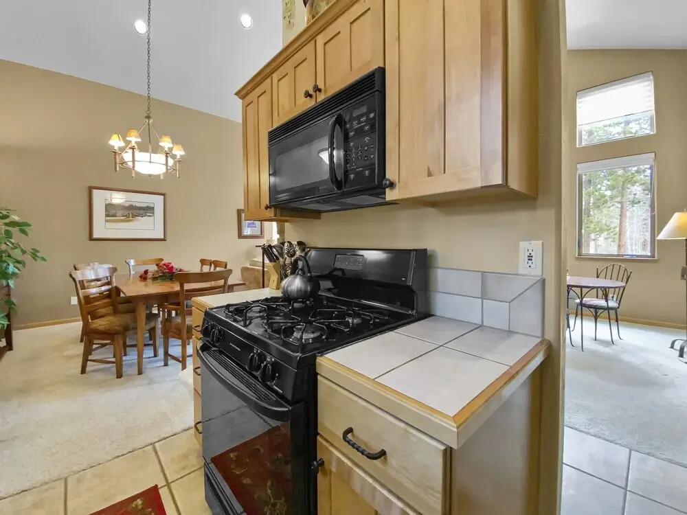 Gold King Chalet 3 Bedroom Townhouse by RedAwning