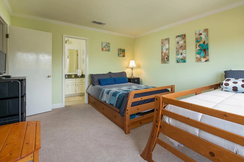Hill Country Hideaway Tbm 208 2 Bedroom Condo by RedAwning