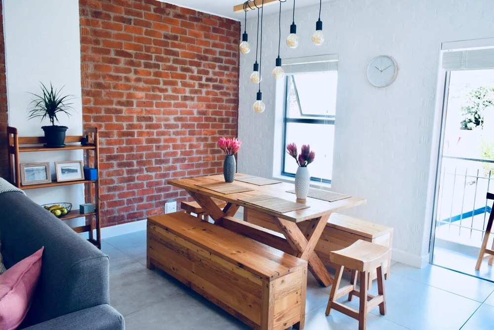 1 Bedroom Apartment With Balcony in Woodstock