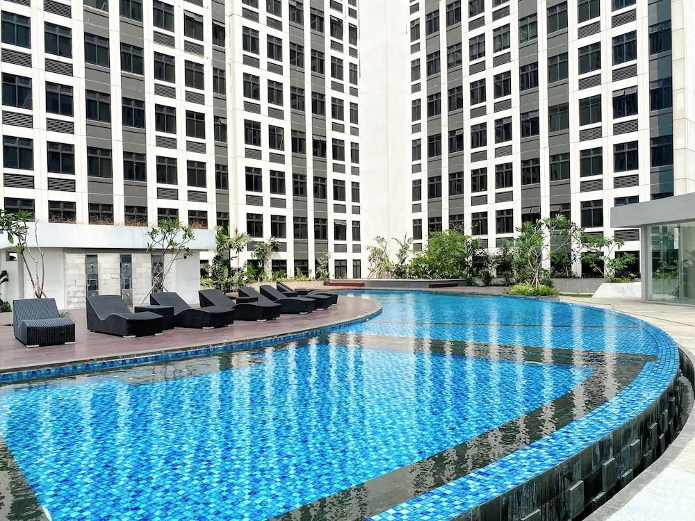 2Br At Apartment Pollux Chadstone Cikarang