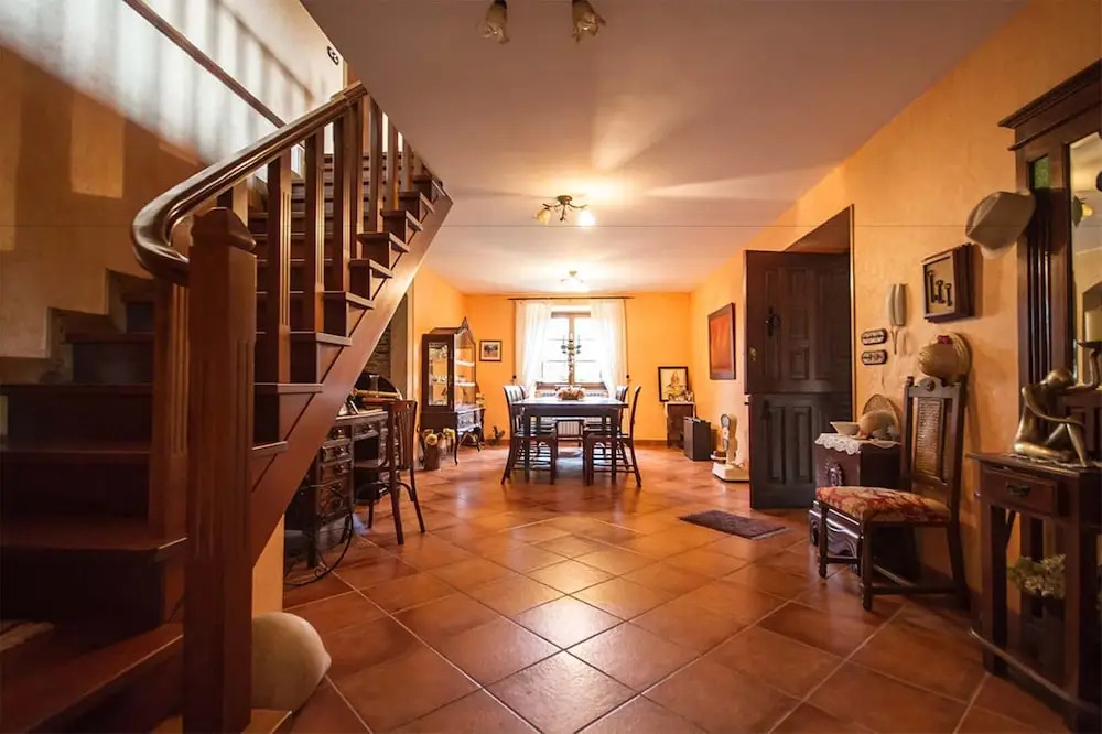 102713 House in Santiago de Compostela VR