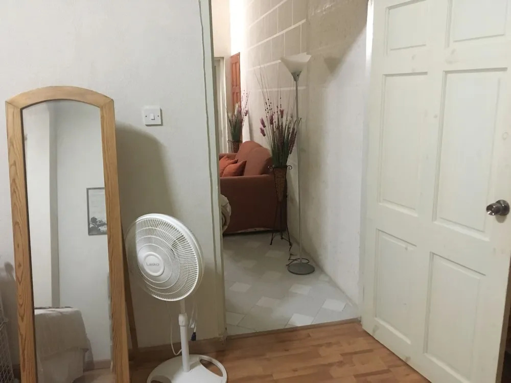 Private Apt Durants
