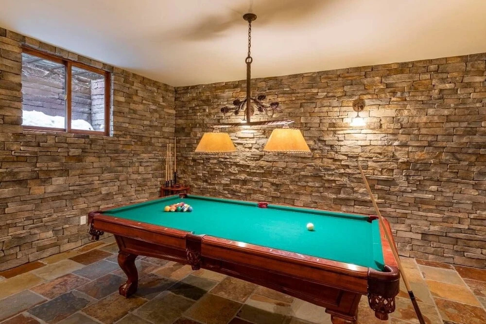 Manley  (381887) 4 Bedroom Home by RedAwning