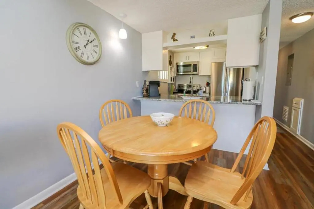 Creston House 6E
