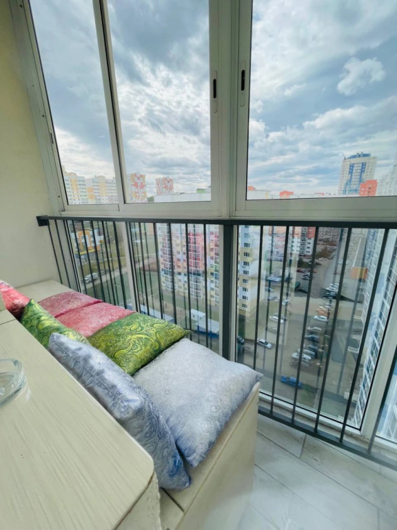 Pritomskij 15 Dvuhkomnatnye apartamenty rjadom s Ledovym dvortsom
