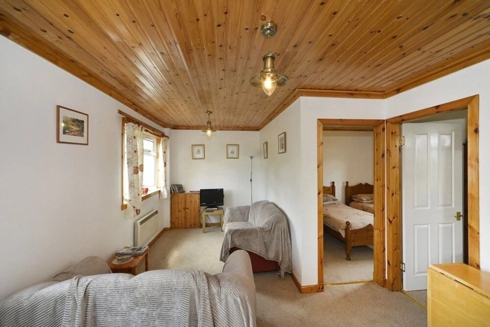 Captivating 2-bed Cottage Near Biggar