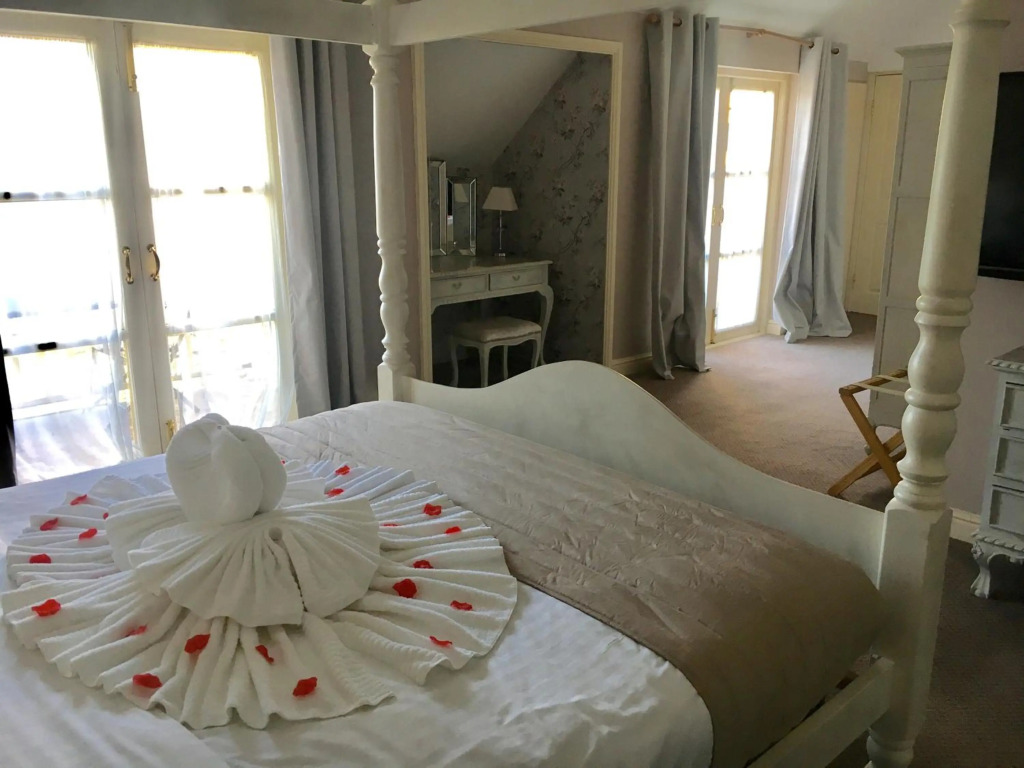 Normanton Park Hotel, BW Signature Collection