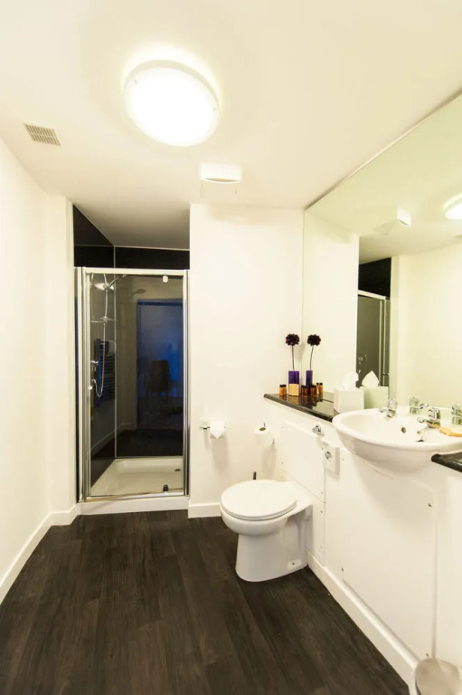 Westport Serviced Apartments