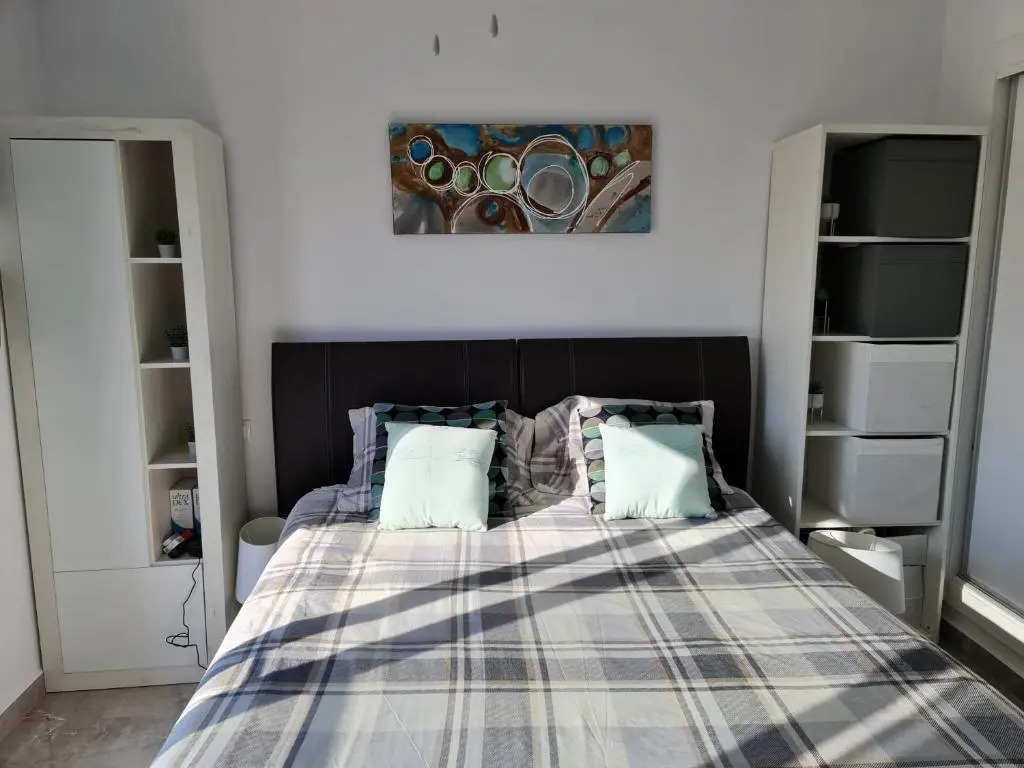 Townhouse Near the Pool - RO1LT