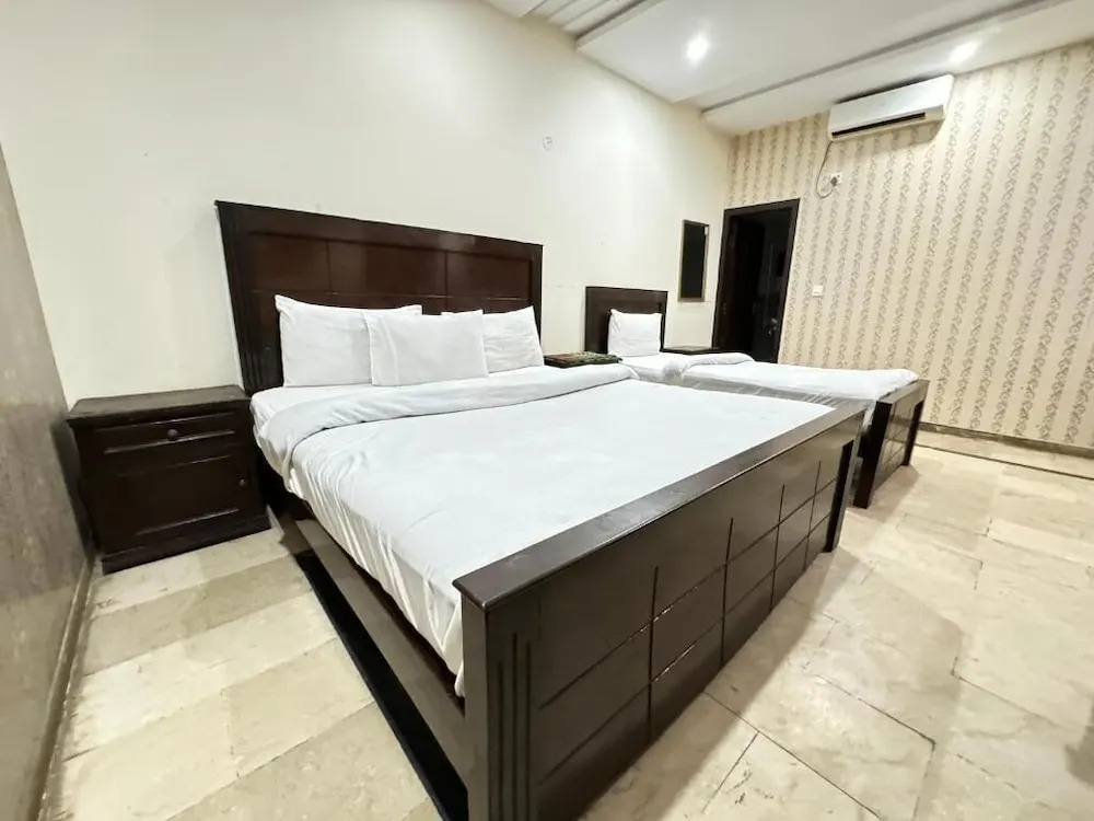 Millat Guest House G9-4