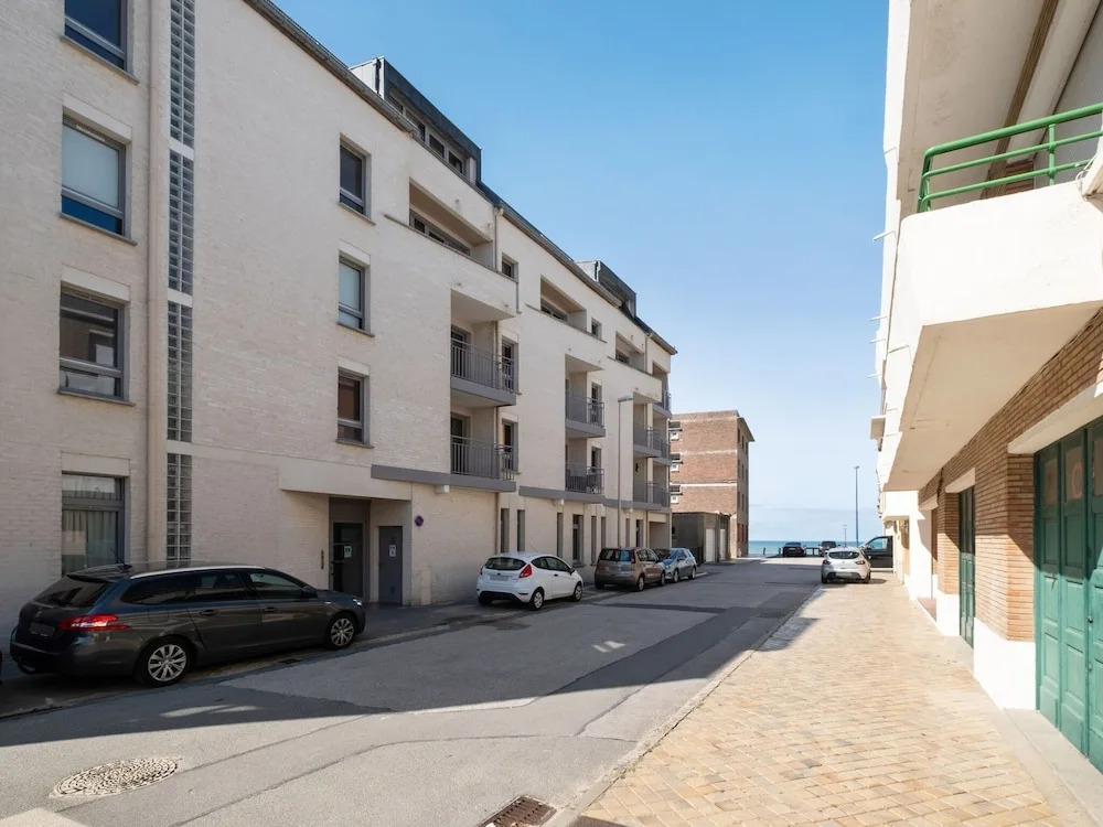 Modern Apartment in Bray-Dune with Seaside view