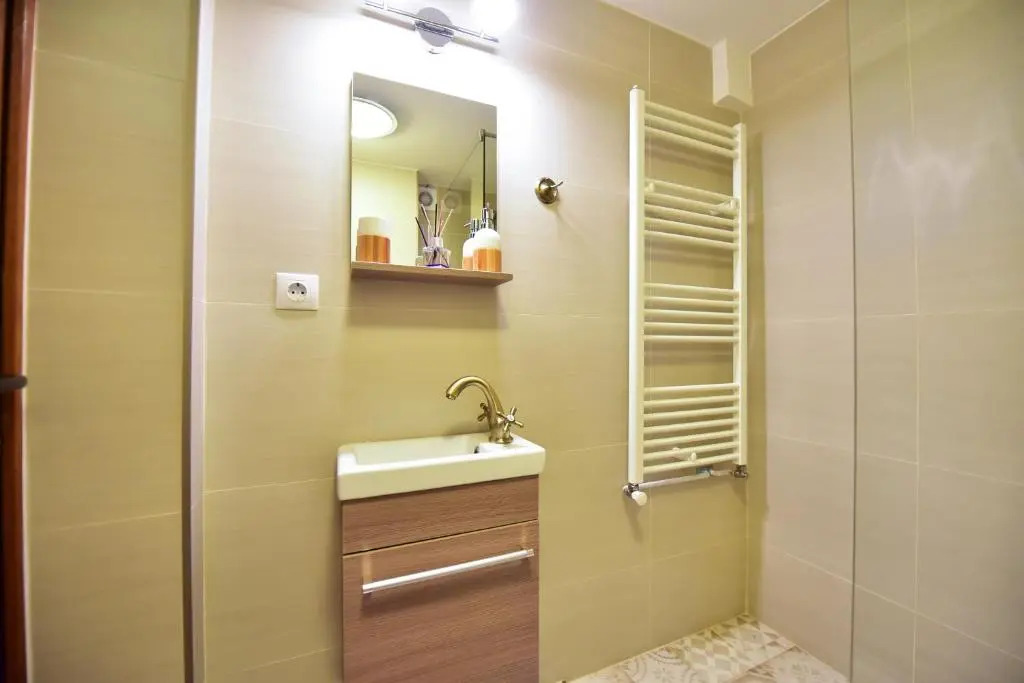 Thalia Apartment