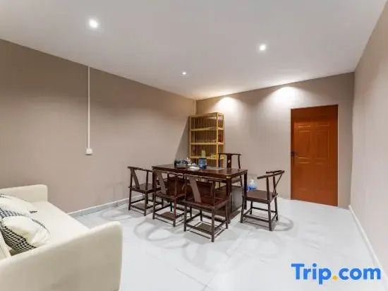 Lifeng Hampton Hotel (Taoxichuan Road)