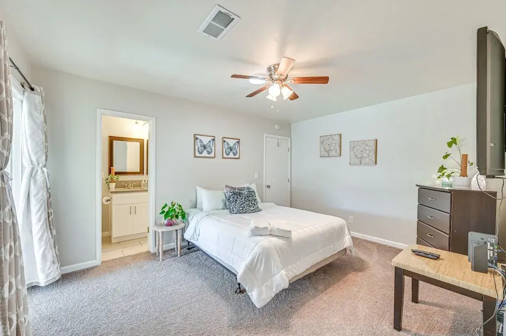 Walkable Chula Vista Home w/ Covered Patio