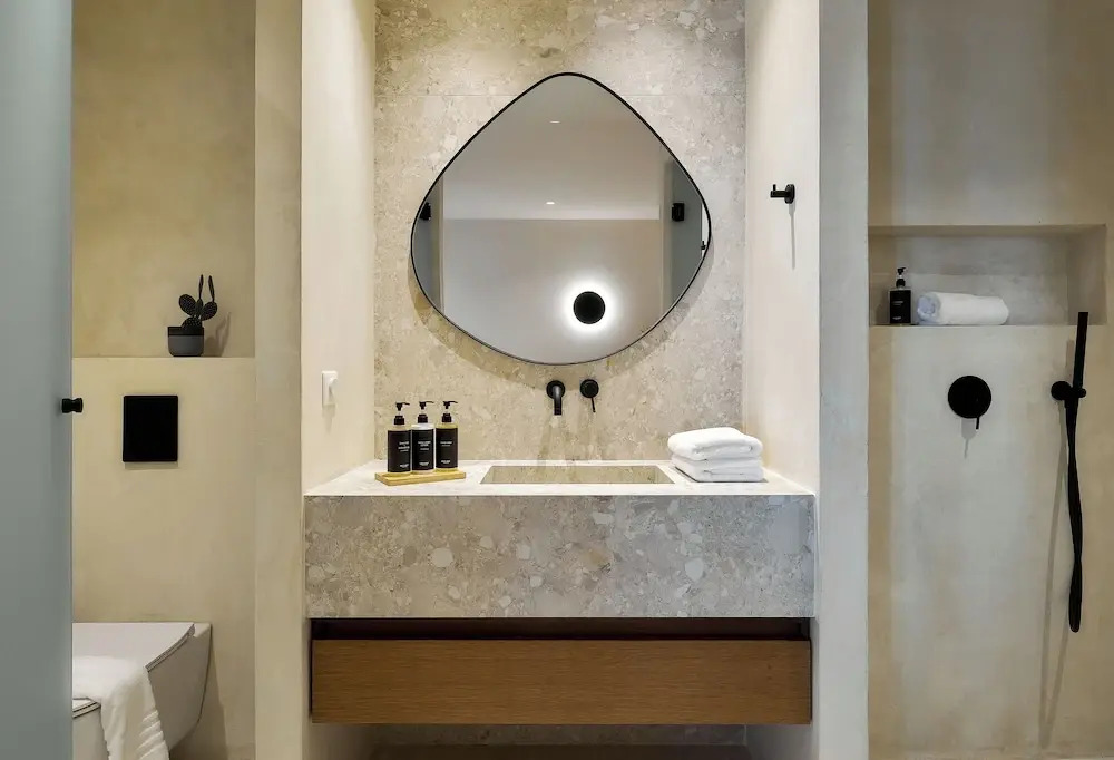The Nook -luxury Living at the Edge of Tranquility