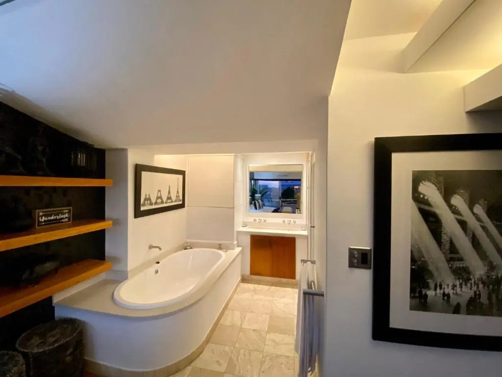 Clifton YOLO Spaces – Clifton Beachfront Executive