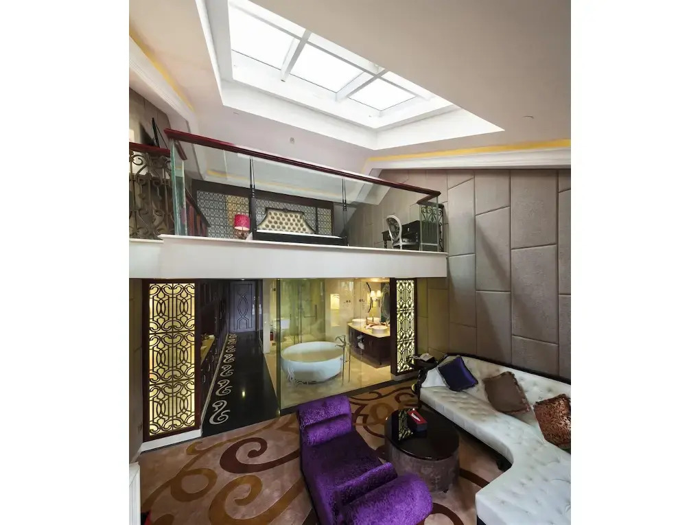 Eden Club House