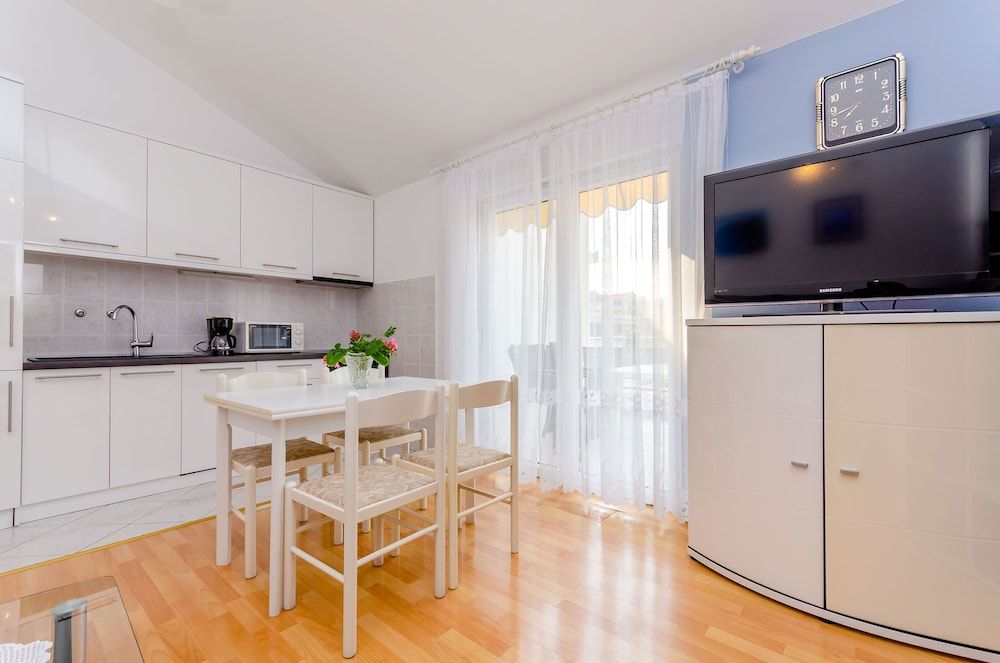 Apartments Maslina