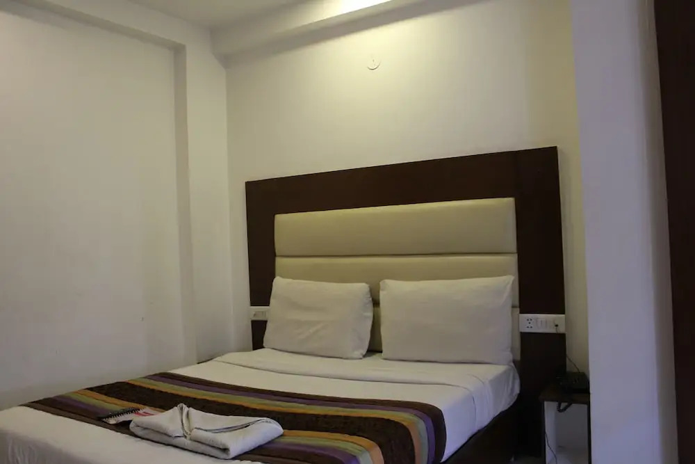 Hotel Opal Inn