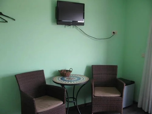 Maas Suites
