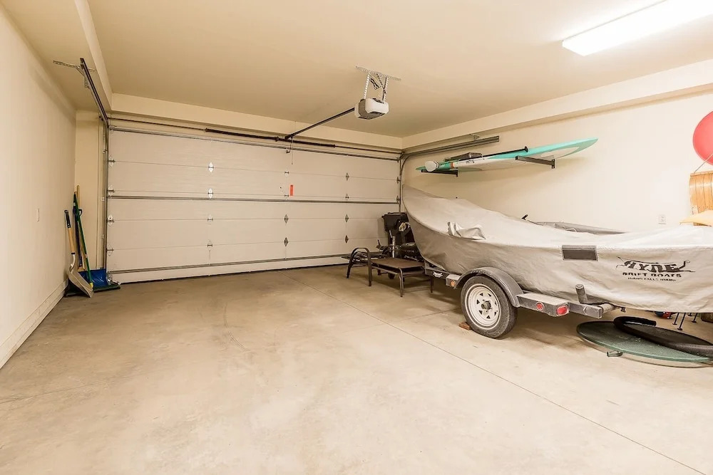 Angani Way Town102 - 3 Br Condo