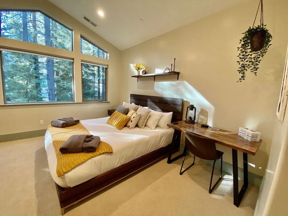 White Tahoe Cottage