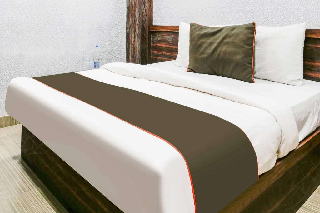Super Collection O Hotel Day & Night