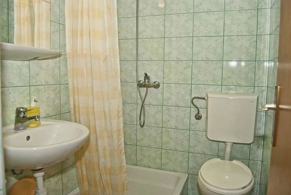 Apartments Zderic