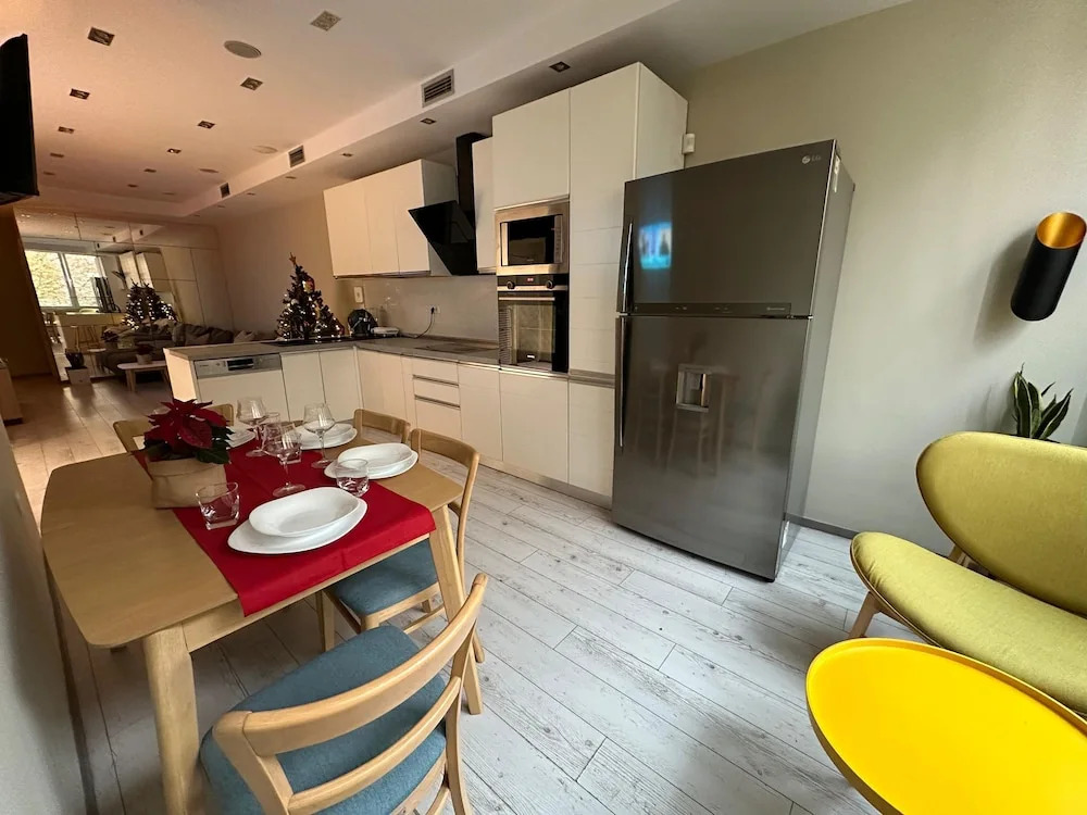 Central Apartment Blloku