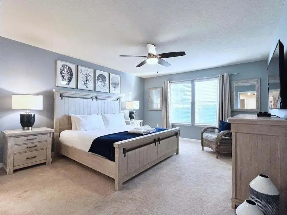 Large 5 Bed Family Townhome With Splash Pool 5 Bedroom Townhouse