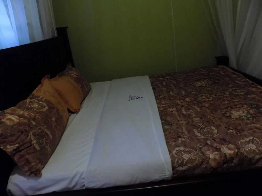 Elegant Motel