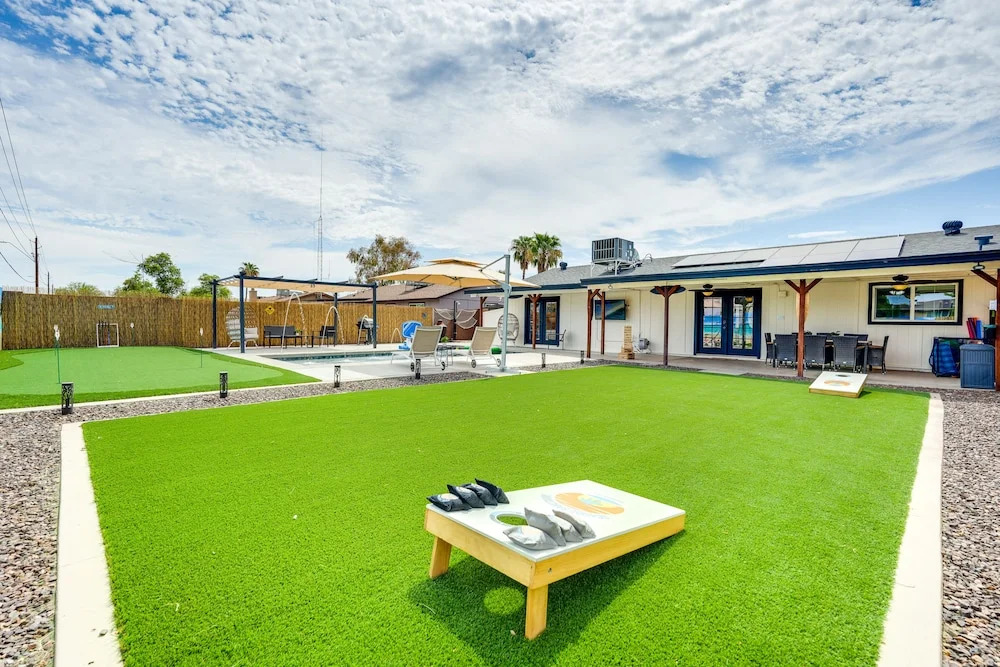 Glendale Getaway: Swim, Putt, Grill, & Relax!