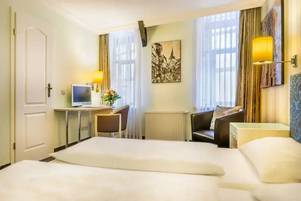 Hotel Brusttuch